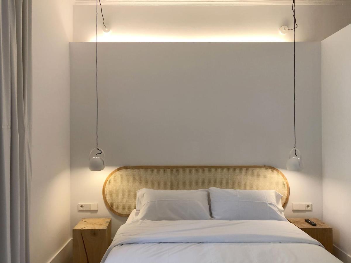 เดอะ โมเฮาส์ Hotel บาร์เซโลนา ภายนอก รูปภาพ