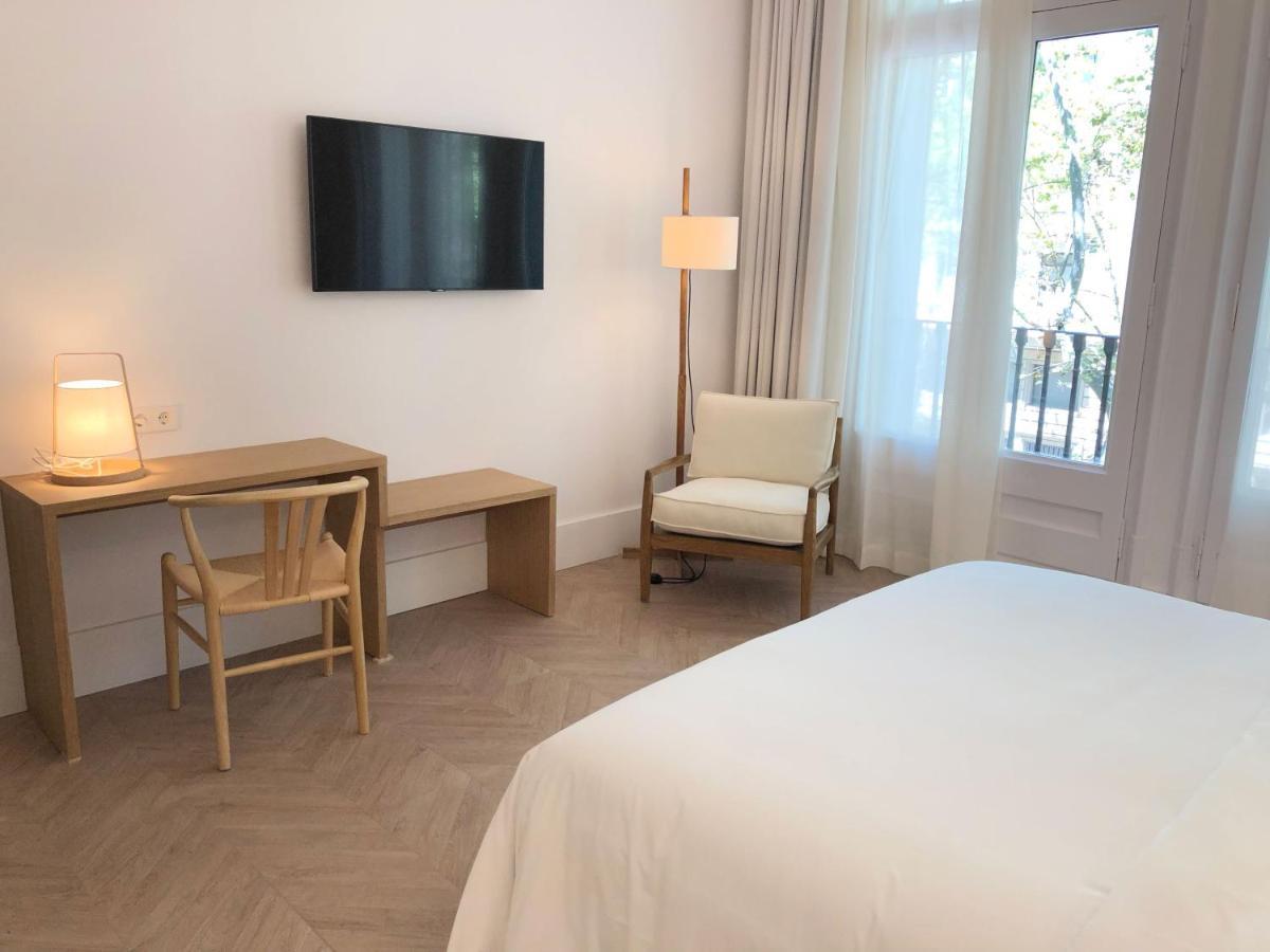เดอะ โมเฮาส์ Hotel บาร์เซโลนา ภายนอก รูปภาพ